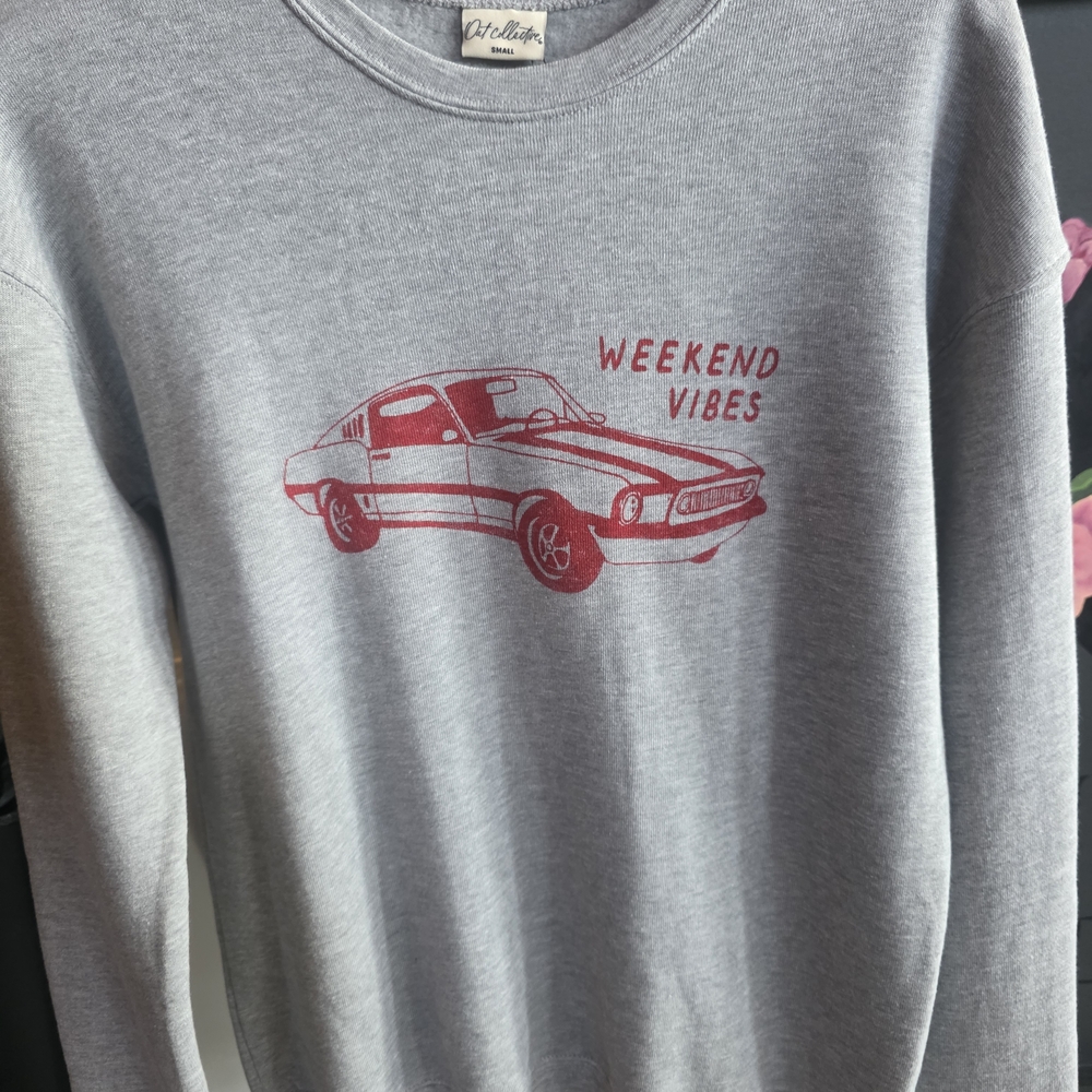 Vintage Gray Car Graphic Sweatshirt